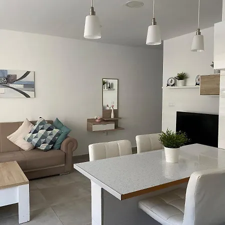 Apartment Centre Near Plaza De Toros *