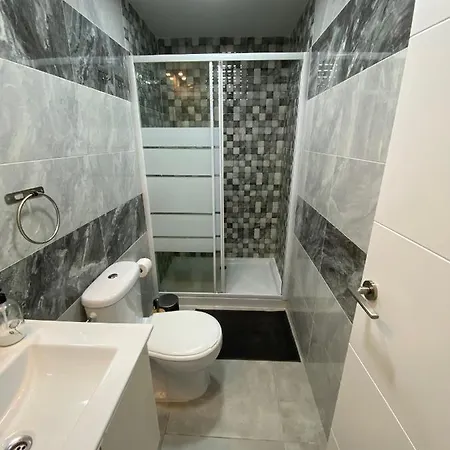 Apartment Centre Near Plaza De Toros *